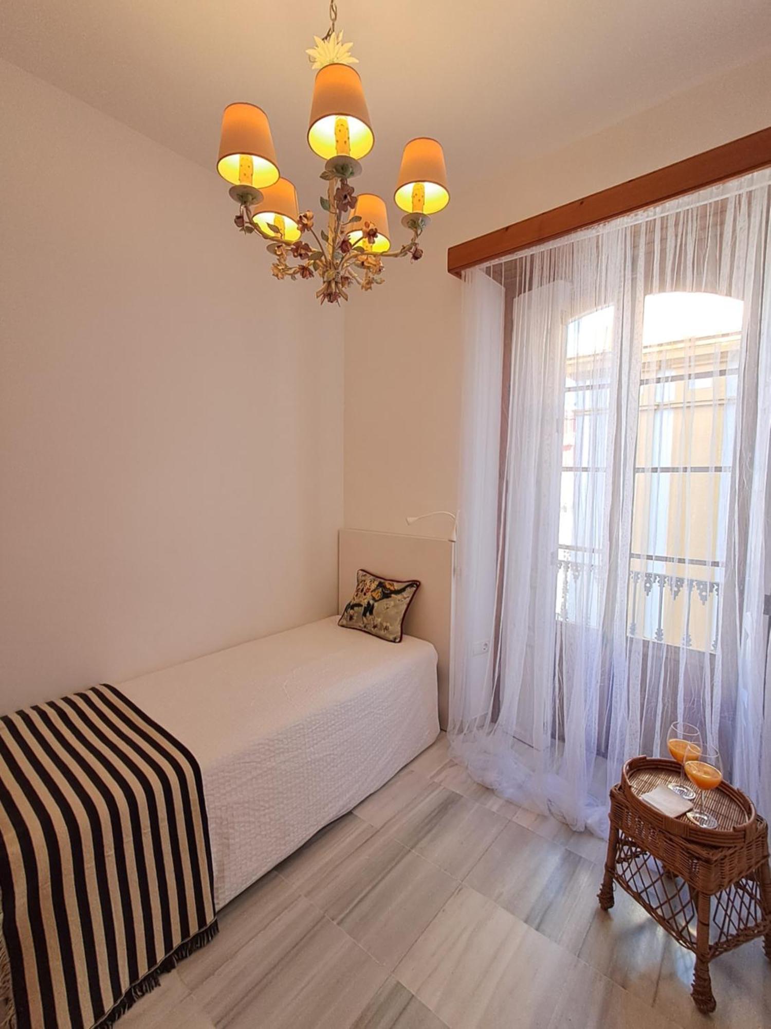 Apartamentos Almirante Hoyos Sevilla Eksteriør bilde