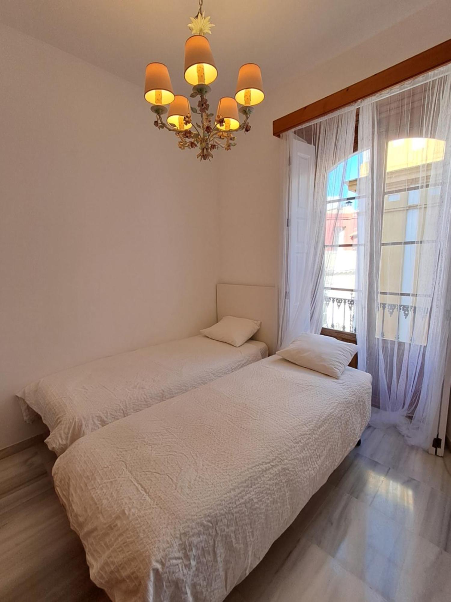 Apartamentos Almirante Hoyos Sevilla Eksteriør bilde